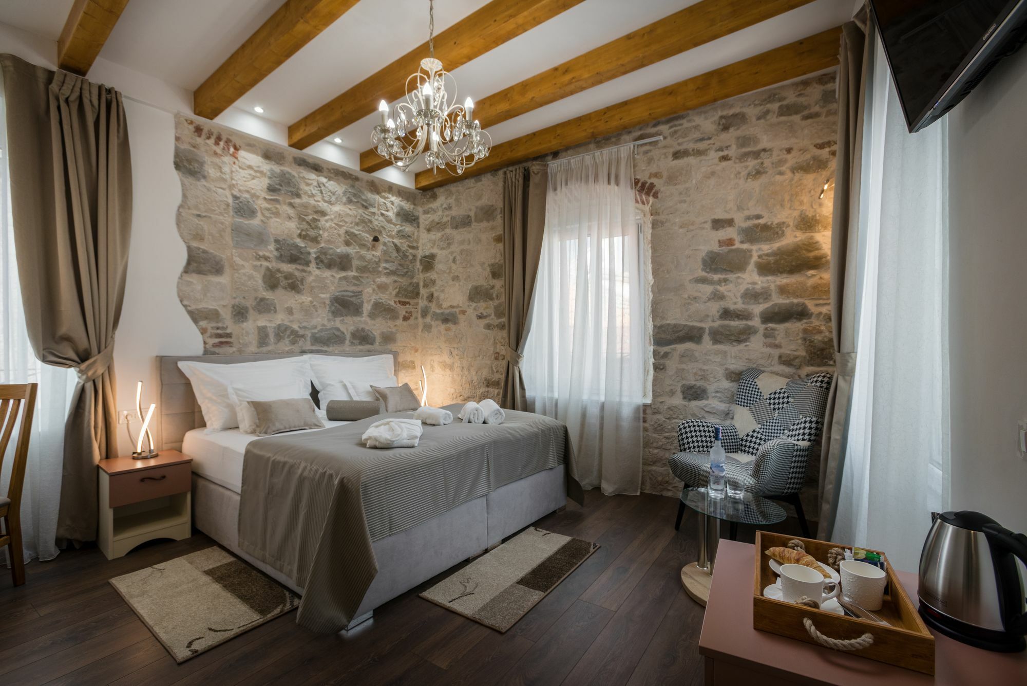 Id Regal Residence Split Exterior foto