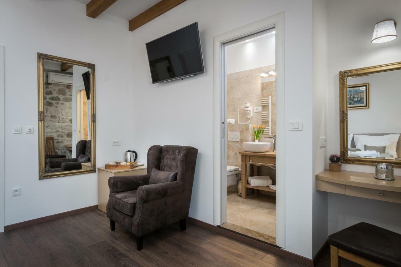 Id Regal Residence Split Exterior foto